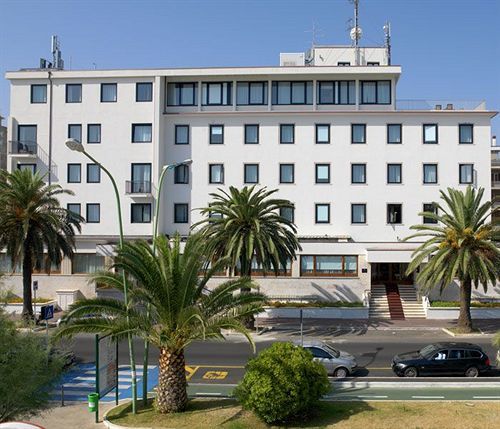 Hotel Carlton Pescara Exterior foto